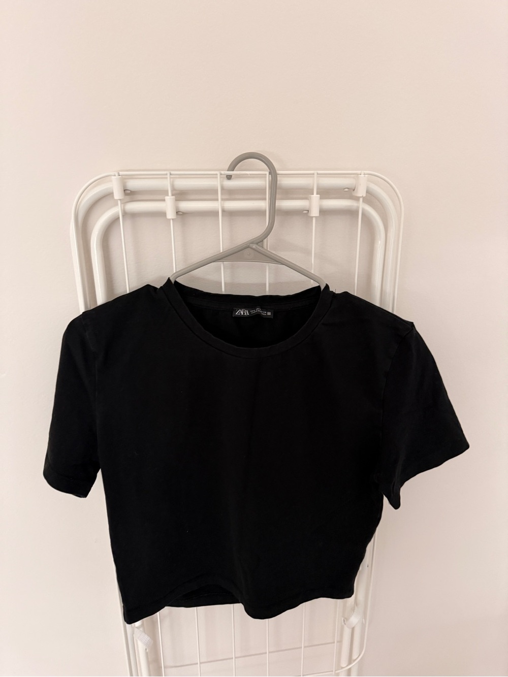 ZARA Black Cropped Crew Tee